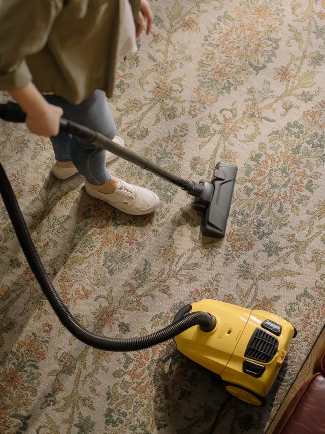 Housekeeping Cleaning